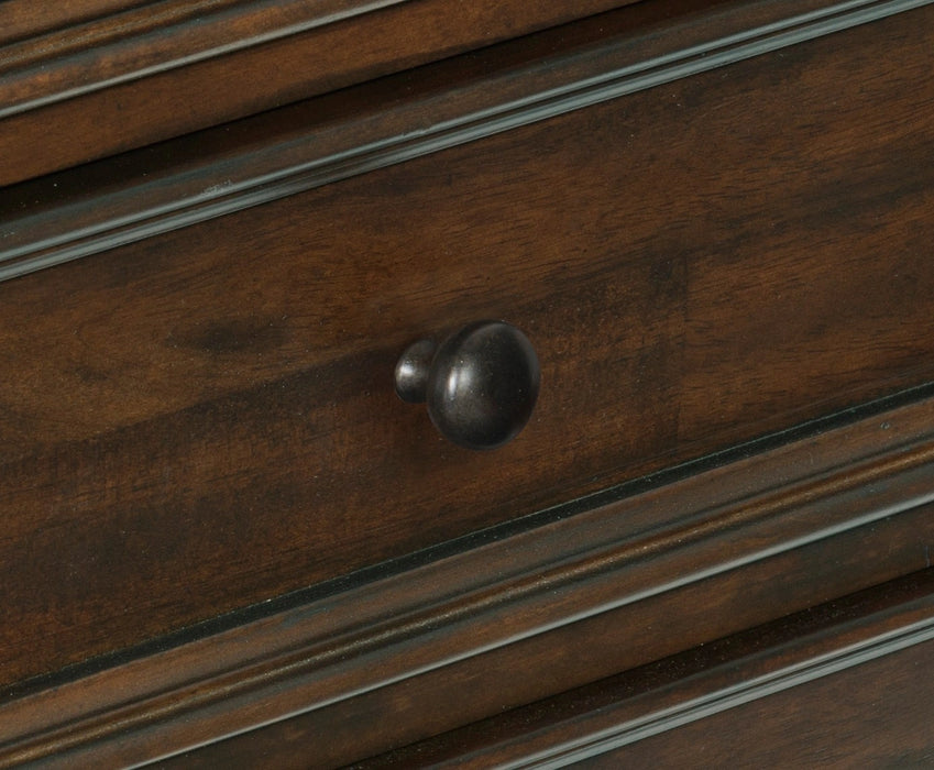 Logandale Chest