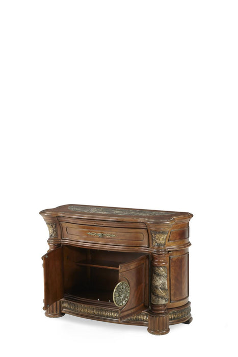 Villa Valencia Bachelor's Chest in Chestnut