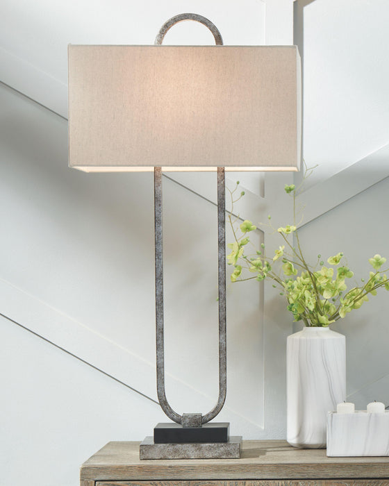 Bennish - Metal Table Lamp (1/cn)