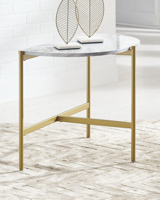Wynora - Chair Side End Table