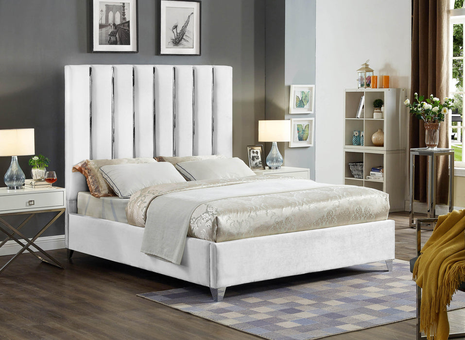 Enzo White Velvet Full Bed