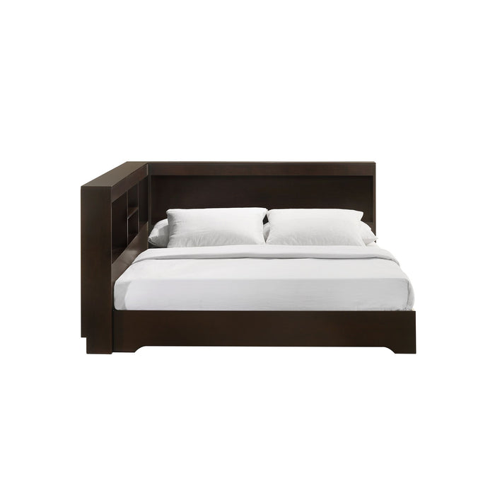 Sami Corner Bed