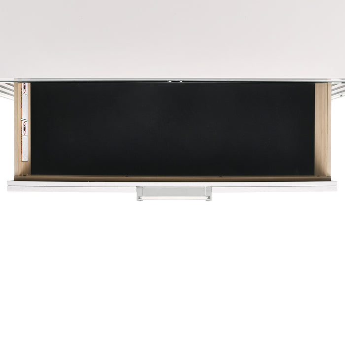 Twenty Nine Chest White