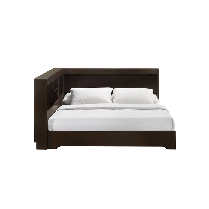 Sami Corner Bed