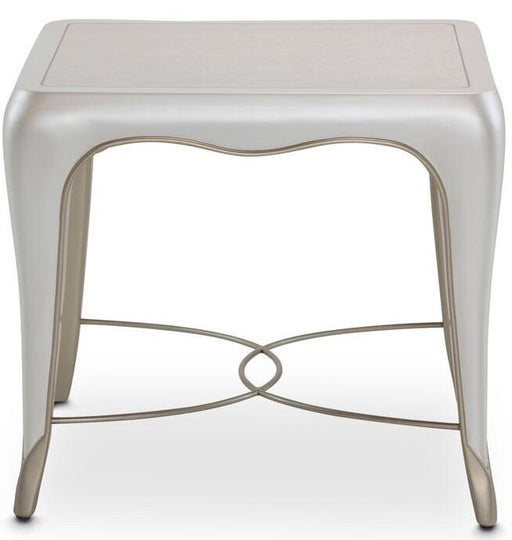 Furniture London Place End Table in Creamy Pearl image